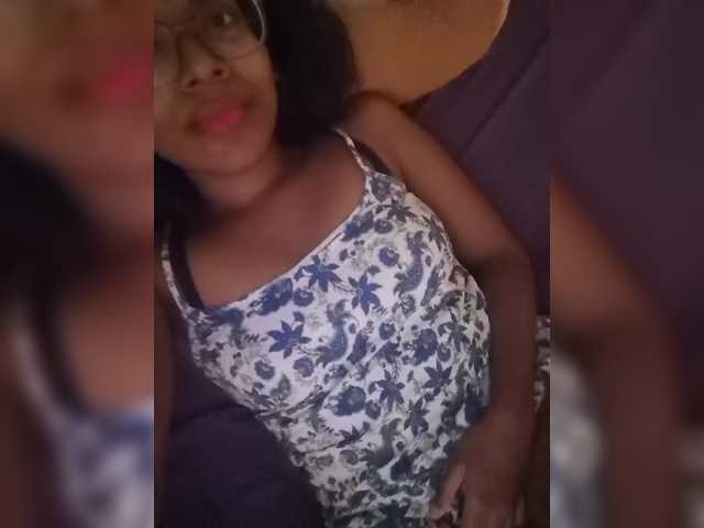 IndianBeaut's BongaCams show and profile