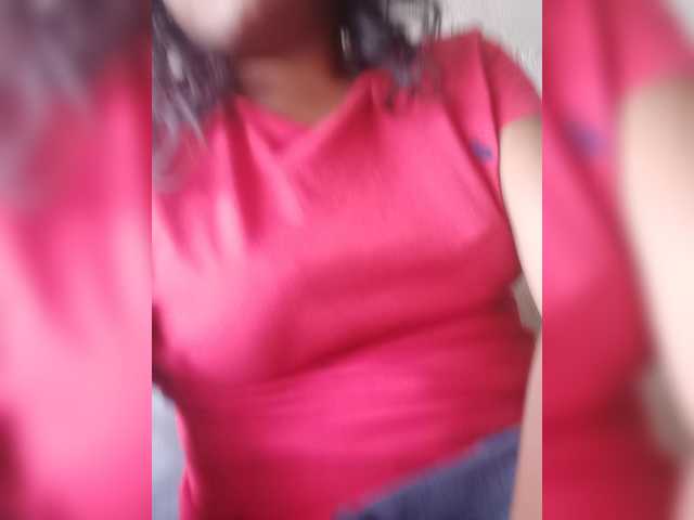 IndianBeaut live cam on BongaCams