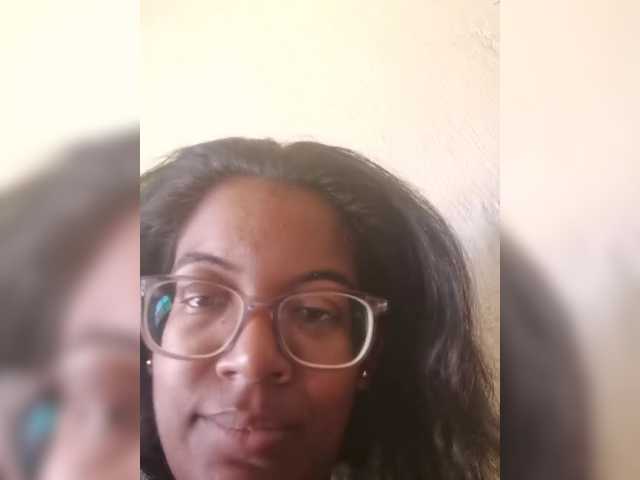 IndianBeaut live cam