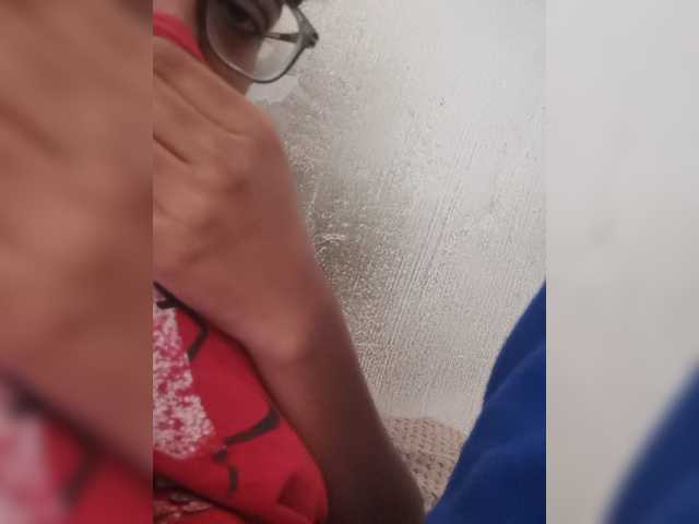 IndianBeaut live cam