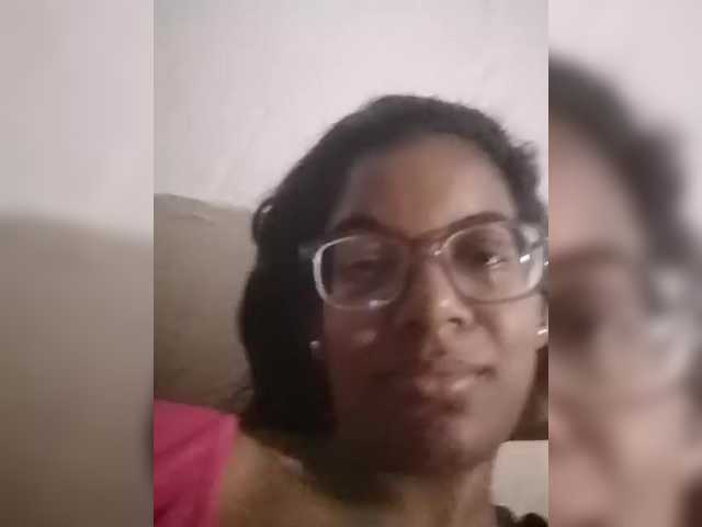 IndianBeaut live cam preview