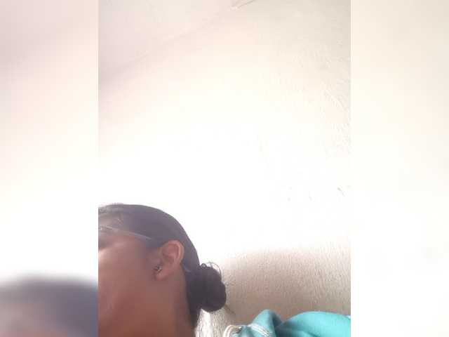 IndianBeaut's BongaCams show and profile