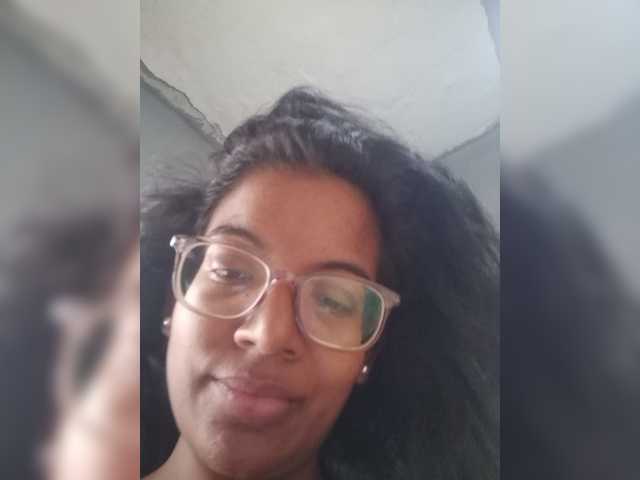 IndianBeaut live webcam show