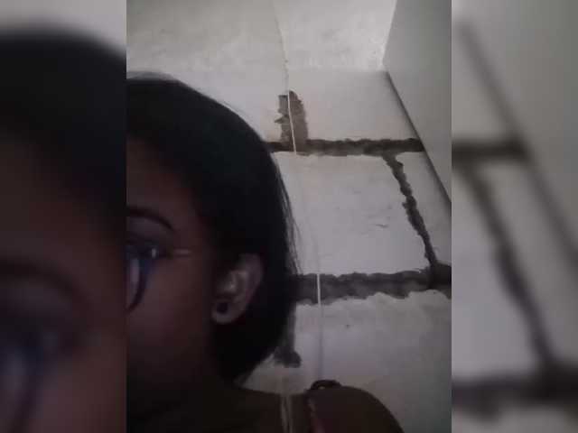 IndianBeaut's BongaCams show and profile