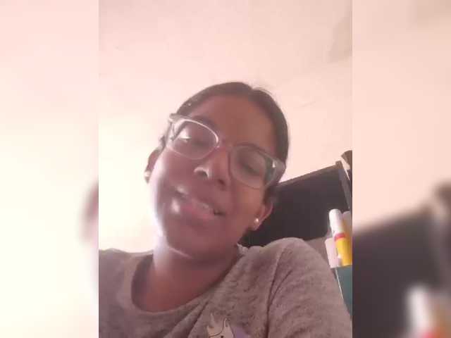 IndianBeaut live cam on BongaCams
