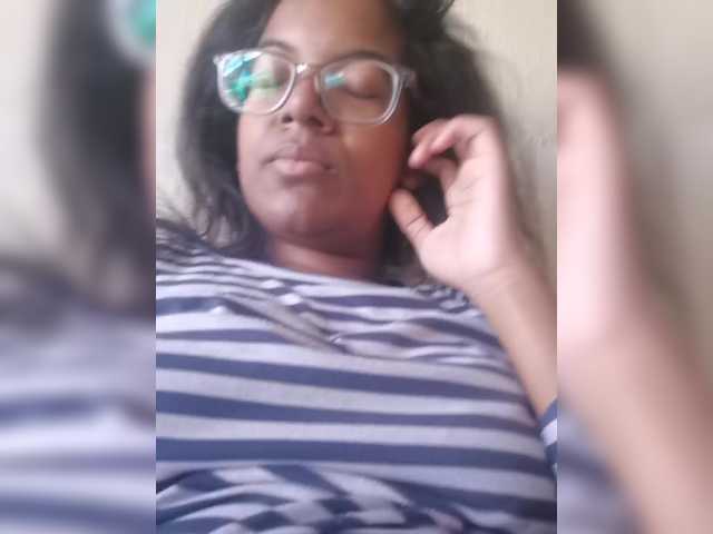 IndianBeaut live webcam show