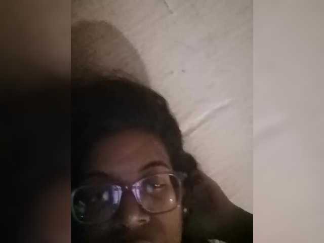 IndianBeaut live webcam show