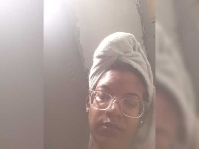 IndianBeaut live webcam show