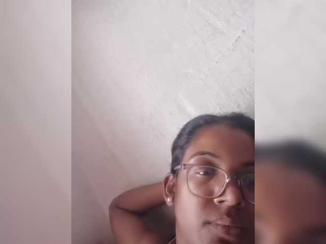 IndianBeaut live cam on BongaCams