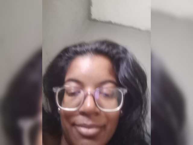 IndianBeaut live webcam show