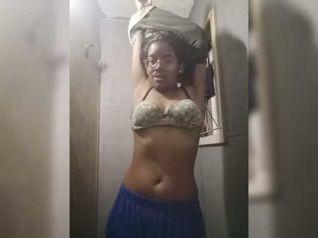 IndianBeaut live cam on BongaCams