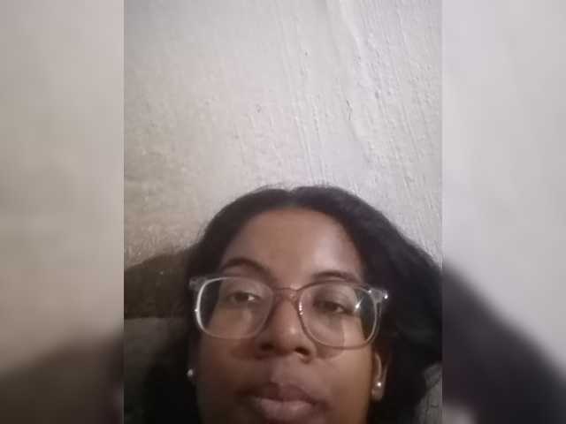 IndianBeaut live cam preview