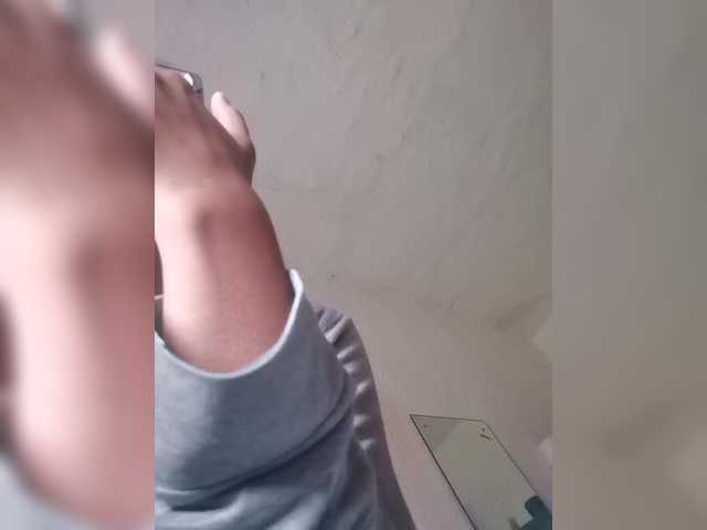 IndianBeaut live webcam show