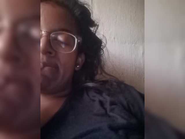 IndianBeaut webcam