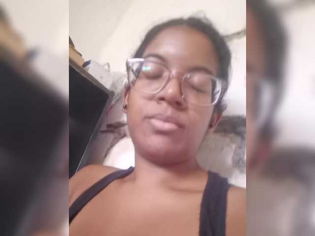 IndianBeaut's BongaCams show and profile