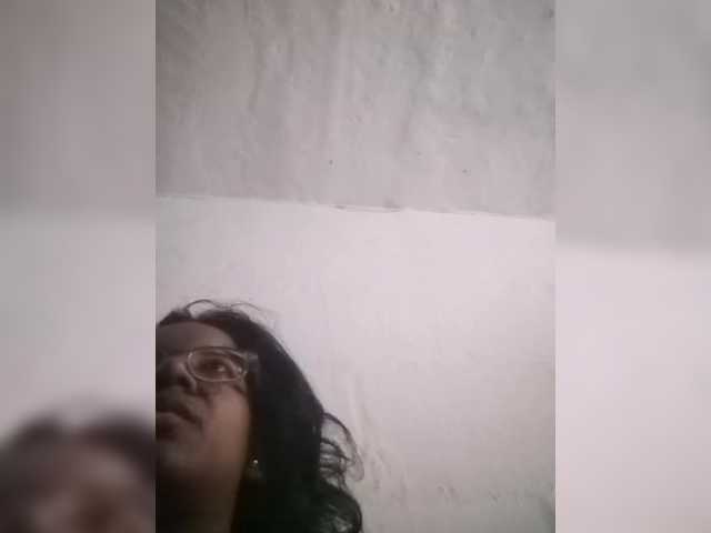 IndianBeaut live cam on BongaCams