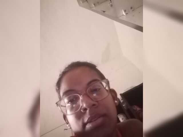 IndianBeaut, en directo ahora en BongaCams