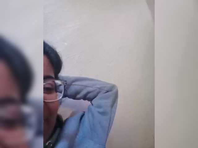 IndianBeaut live cam on BongaCams