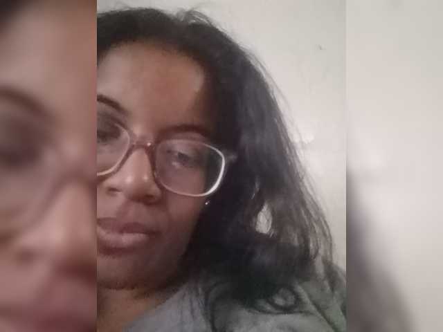 IndianBeaut live webcam show