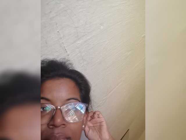 IndianBeaut live cam on BongaCams