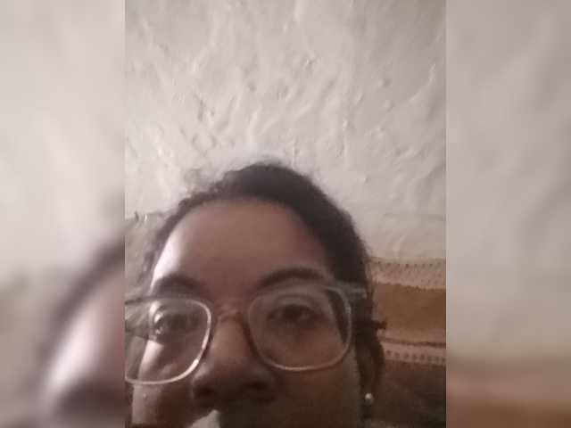 IndianBeaut live cam preview