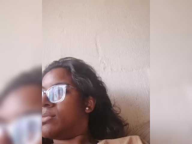 IndianBeaut live cam on BongaCams