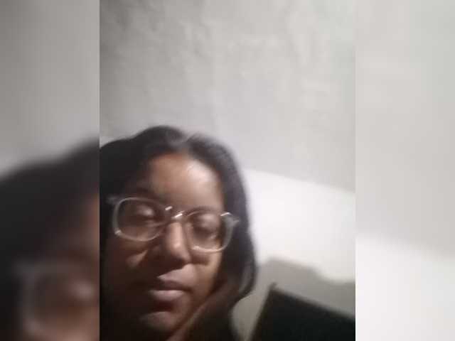 IndianBeaut live cam on BongaCams