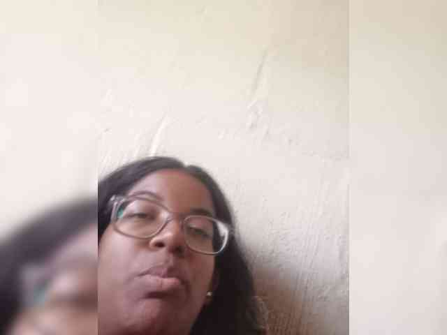 IndianBeaut webcam