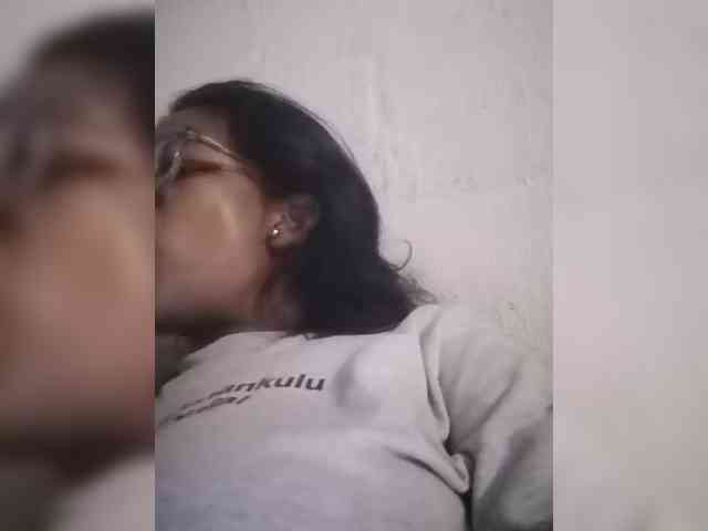 IndianBeaut webcam
