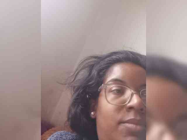 IndianBeaut webcam