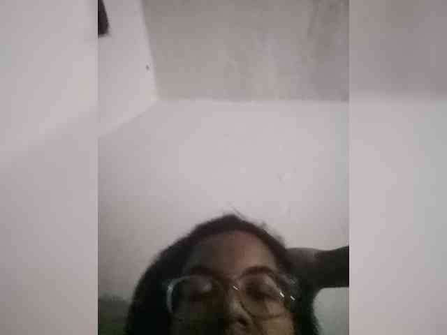 IndianBeaut webcam