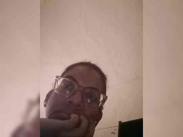 IndianBeaut webcam