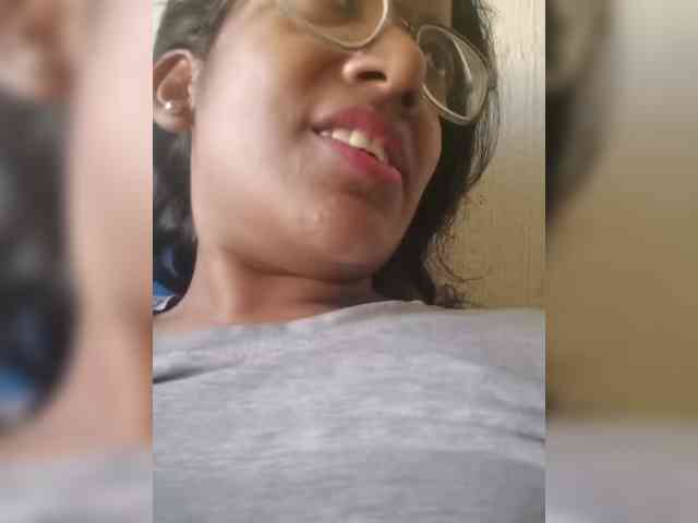 IndianBeaut webcam