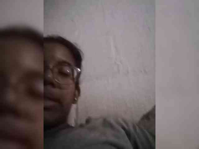 IndianBeaut webcam