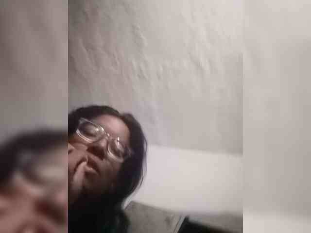 IndianBeaut webcam
