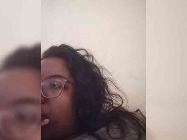 IndianBeaut webcam