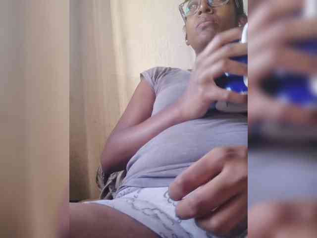 IndianBeaut webcam