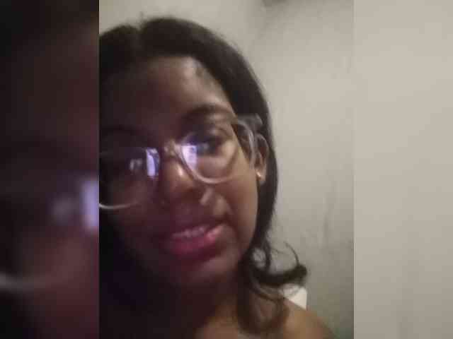 IndianBeaut webcam