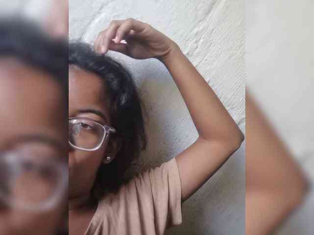 IndianBeaut webcam