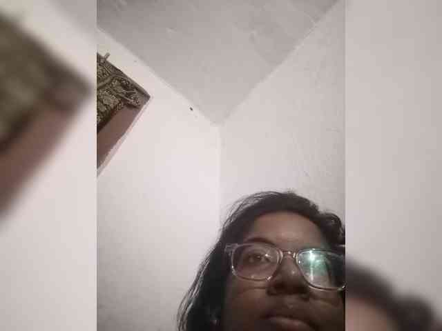 IndianBeaut webcam