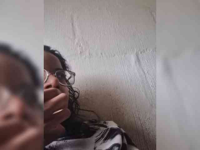 IndianBeaut webcam