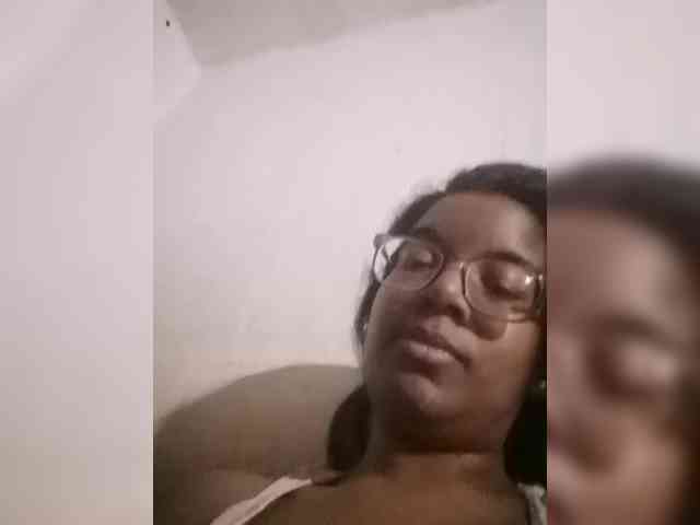 IndianBeaut webcam