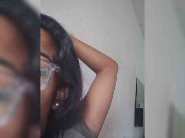 IndianBeaut webcam