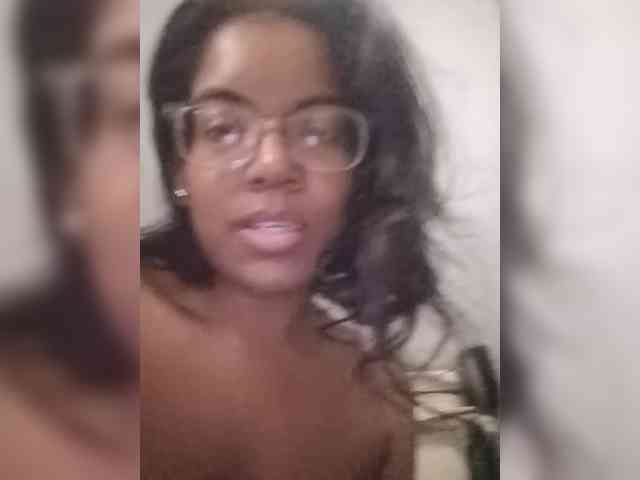 IndianBeaut webcam