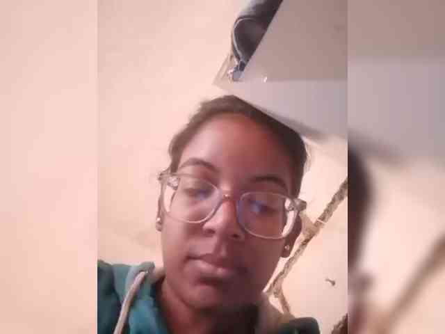 IndianBeaut webcam