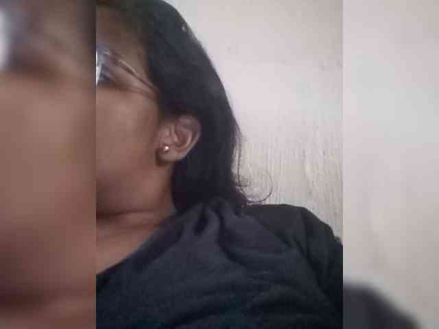 IndianBeaut webcam