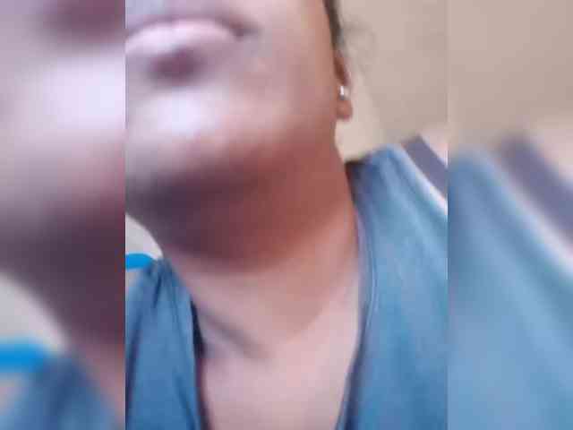 IndianBeaut webcam