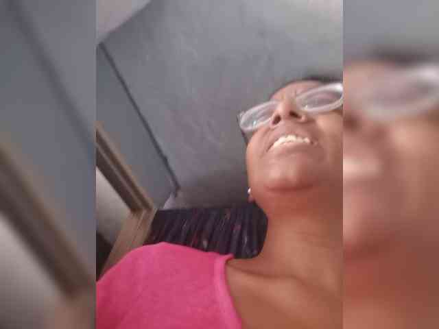 IndianBeaut webcam