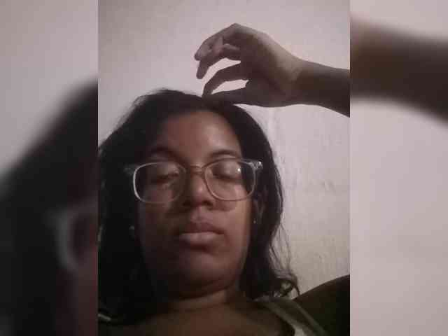 IndianBeaut webcam