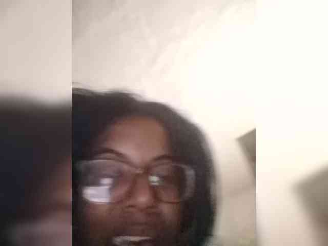IndianBeaut webcam
